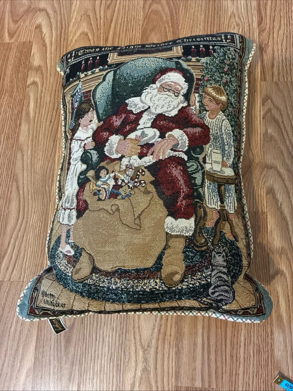 Holiday Santa Tapestry Throw Pillow - Quilted Festive Cushion